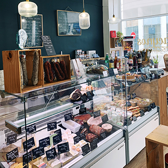 Les fromages et charcuteries